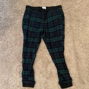 American Eagle Outfitters Plaid Joggers - Black and Green